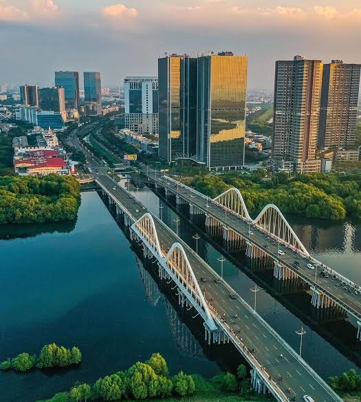 Lompatan infrastruktur kota pintar Pantai Indah Kapuk 2 berbasis teknologi keamanan AI sorotan Leonews